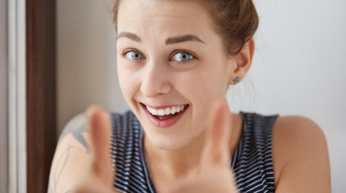 Professional Writers: Should You Get Paid To Write Fake Reviews?